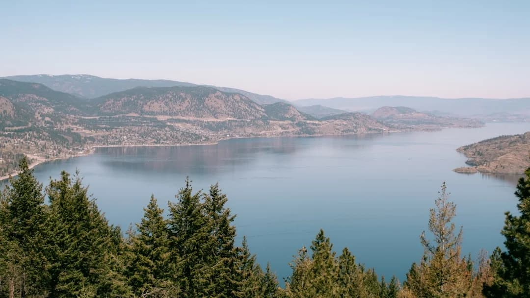 Cover Image for Okanagan Hydrogen-powered Wine Tourism Shuttle