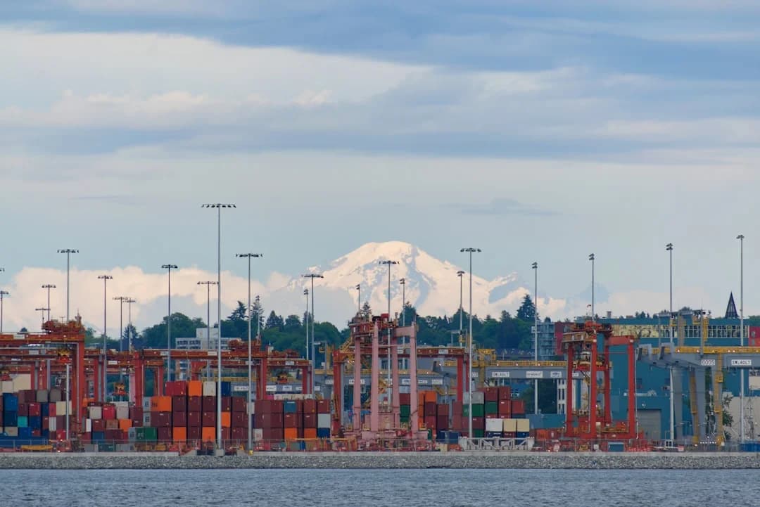 Cover Image for Electric Container Trucking ELECTRA at Port Vancouver